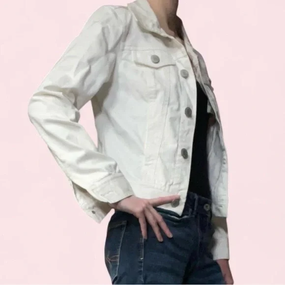 Women's Cream Jacket - Picture 3 of 8